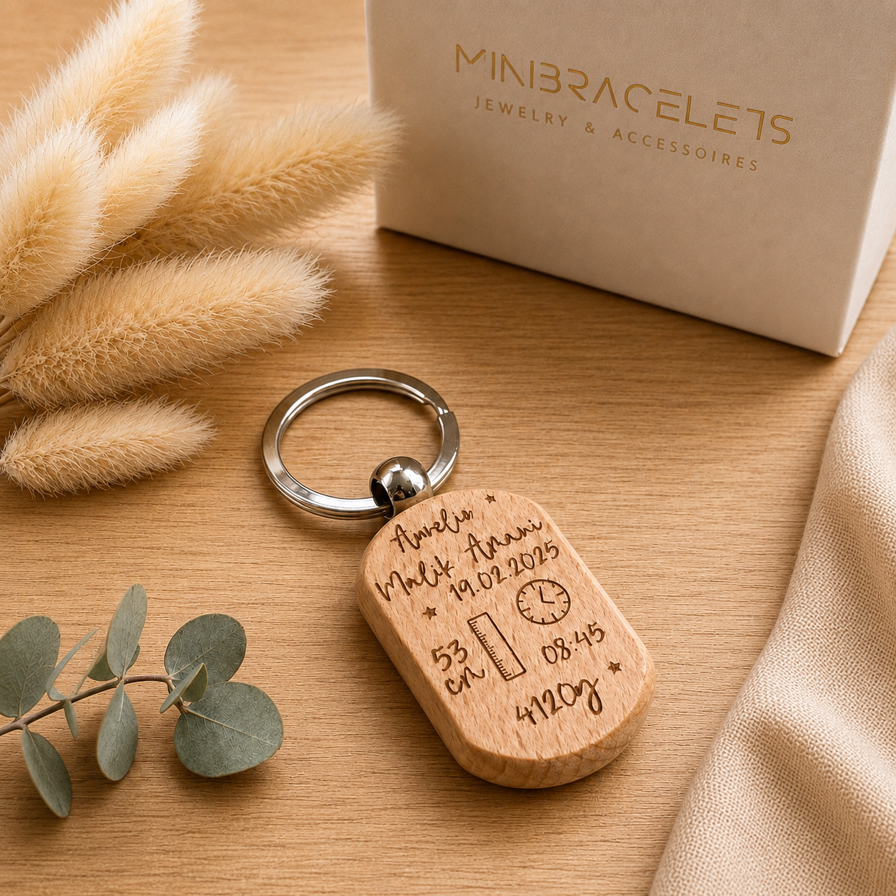 SCHLÜSSELANHÄNGER HOLZ MIT GRAVUR | PERSONALISIERT | GESCHENKIDEE | GEBURTSDATEN | Fuß- und Handabdruck