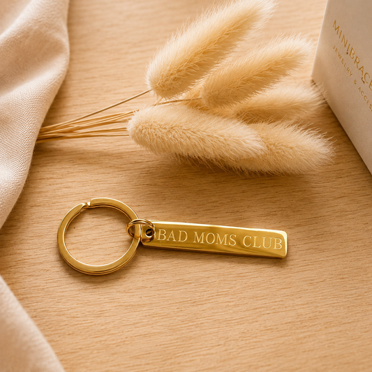 SCHLÜSSELANHÄNGER MIT GRAVUR GOLD
